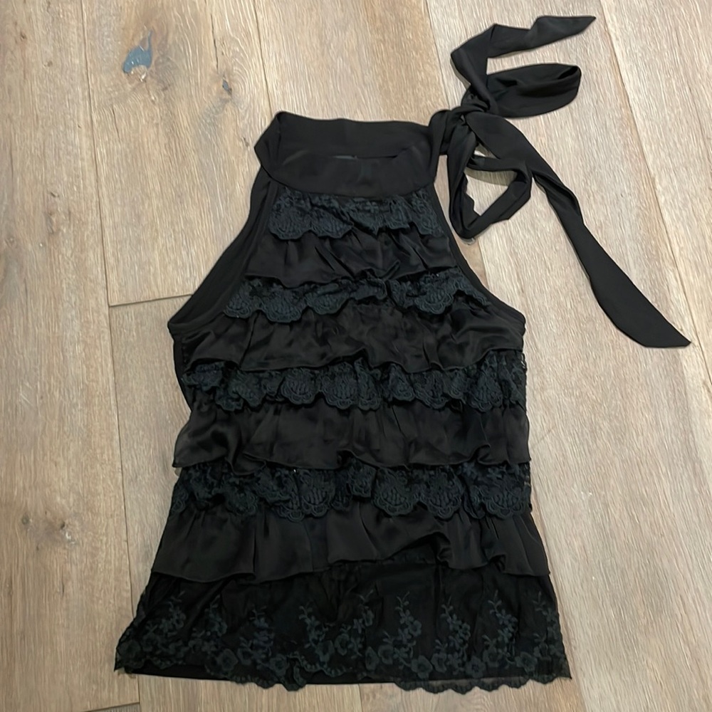 Sleeveless top